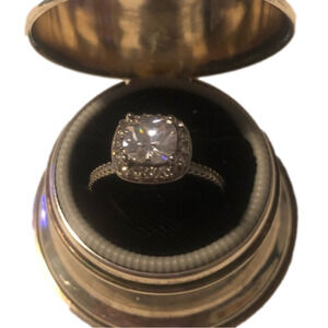 SILVER Metal w Cubic Zirconia Ring No Stamp Filigree Setting Studded Band Sz 6
